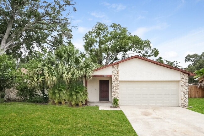 Building Photo - 3016 Village Hill Pl