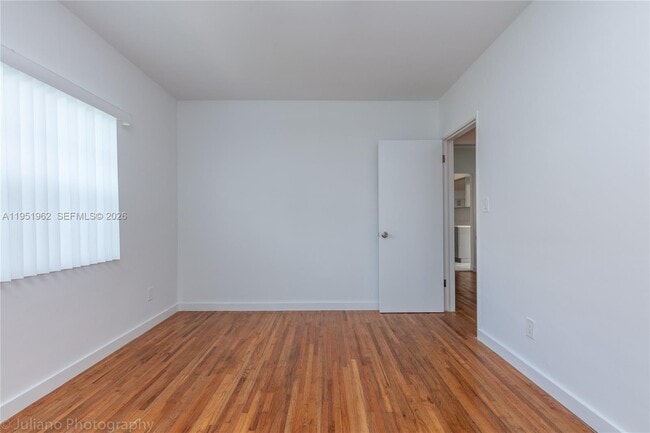 Building Photo - 221 Antiquera Ave