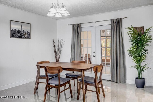 Building Photo - 695-A1A Jimmy Buffett Mem Hwy