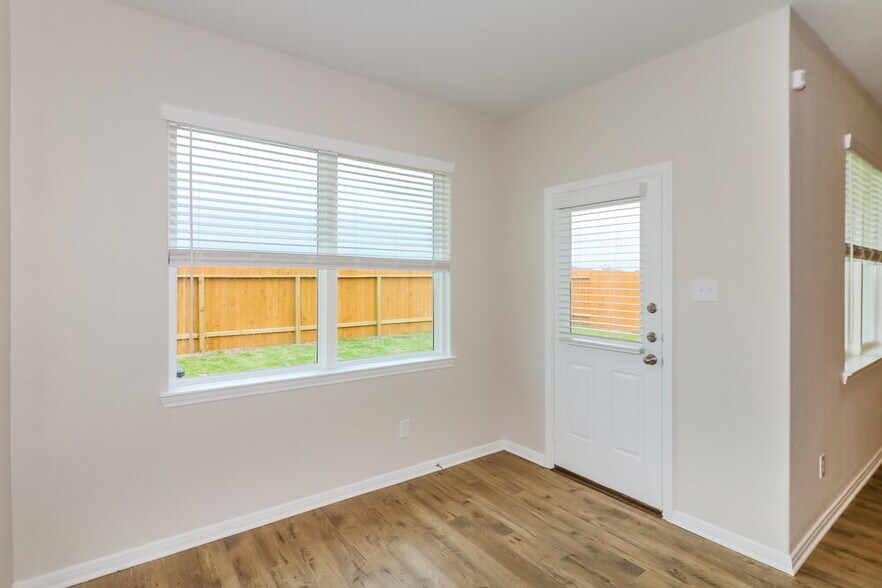 Building Photo - 7611 Tipton Meadow Way