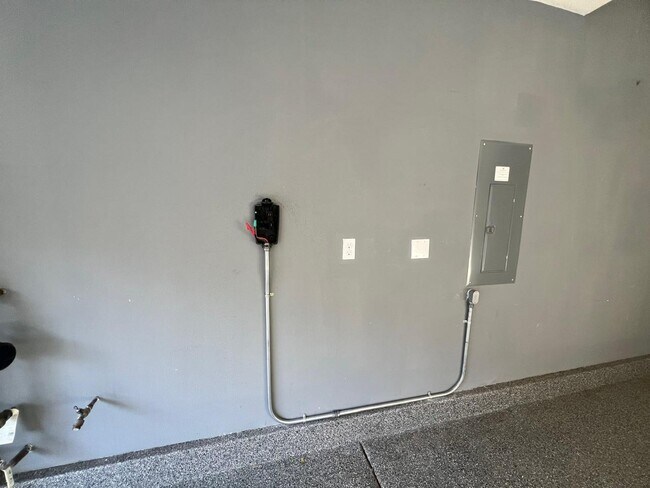 Building Photo - 1170 Via Sandia