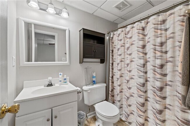 Building Photo - 4780 Baker Plantation Dr