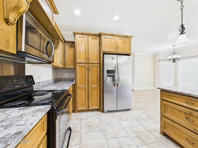 Building Photo - 1013 Gleaux Dr