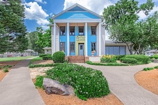 Building Photo - Villas del Mirasol