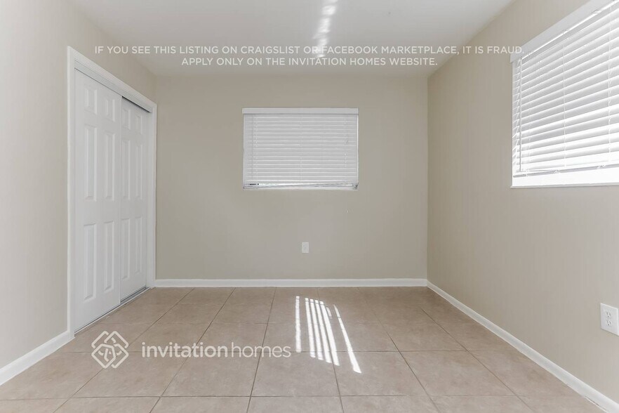 Building Photo - 5807 Mango Rd