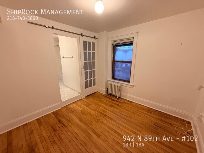 Building Photo - 942 89th Ave W