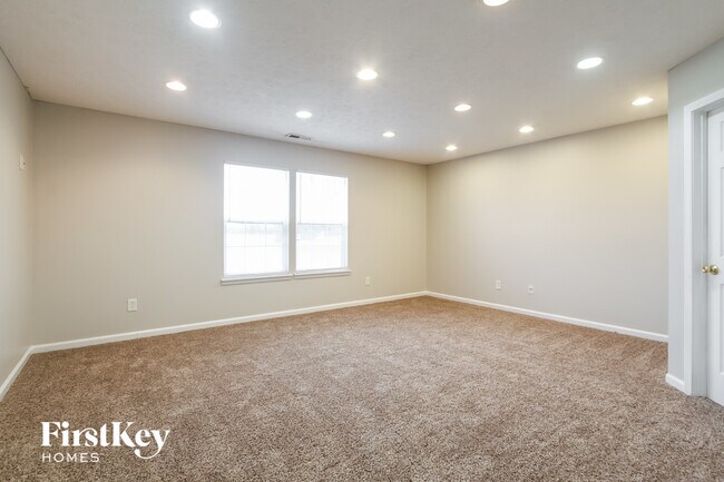 Building Photo - 11638 Lone Pine Cir