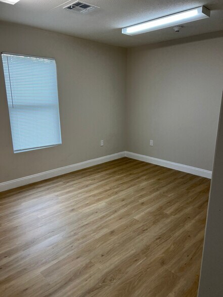 Building Photo - 124 Worthington Dr