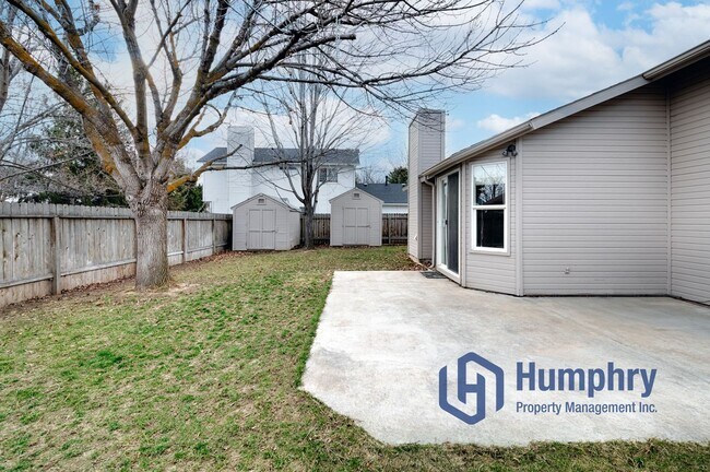 Building Photo - Cute house near the Village in Meridian