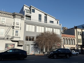 Building Photo - Ultimate City Retreat, Top Floor Two Story 3bd /2ba Penthouse