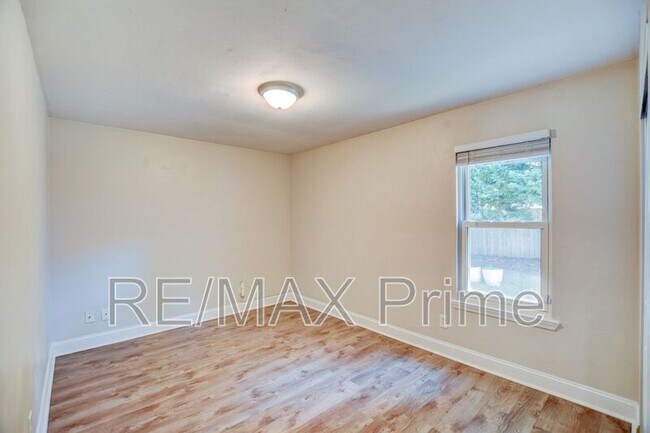 Building Photo - 1514 Snowbird Ct