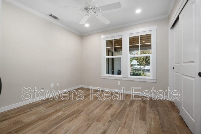 Building Photo - 823 Mohawk Dr