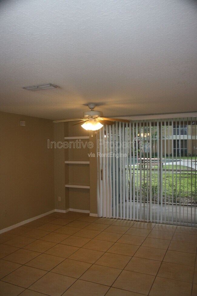 Building Photo - 7606 Pissarro Dr