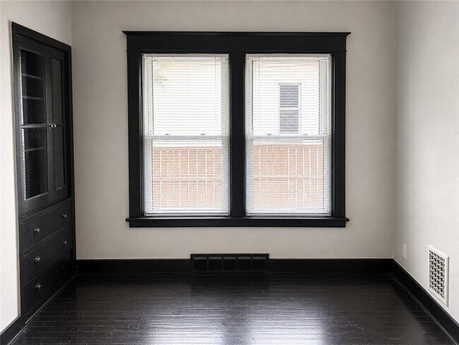Building Photo - 50 Winterroth St