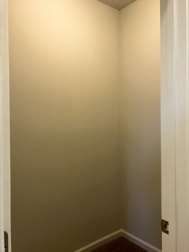 Building Photo - Stunning home in FANTASTIC location off Hwy 90 in Heritage Preserve!