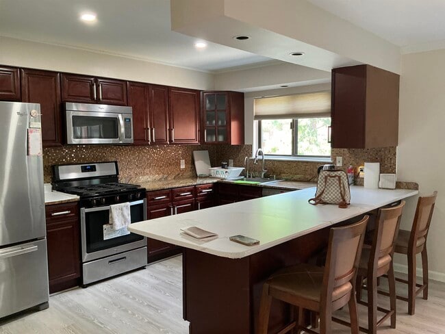 Building Photo - 580 Sanderling Ct
