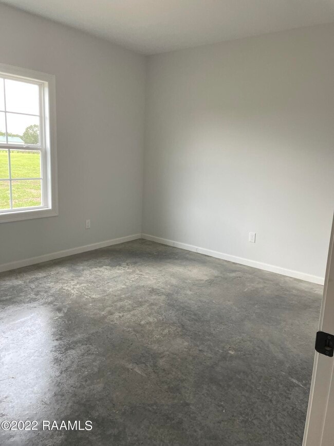 Building Photo - 237 Le Village Loop