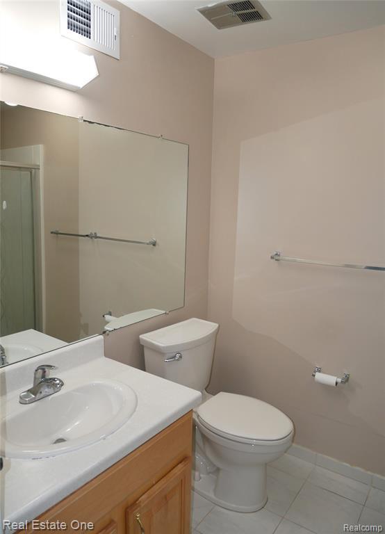 Building Photo - 5082 Buckingham Pl Dr