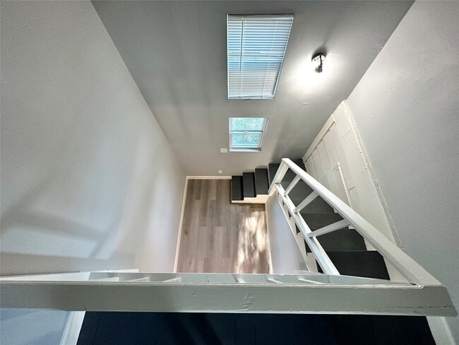 Building Photo - 4318 1st St