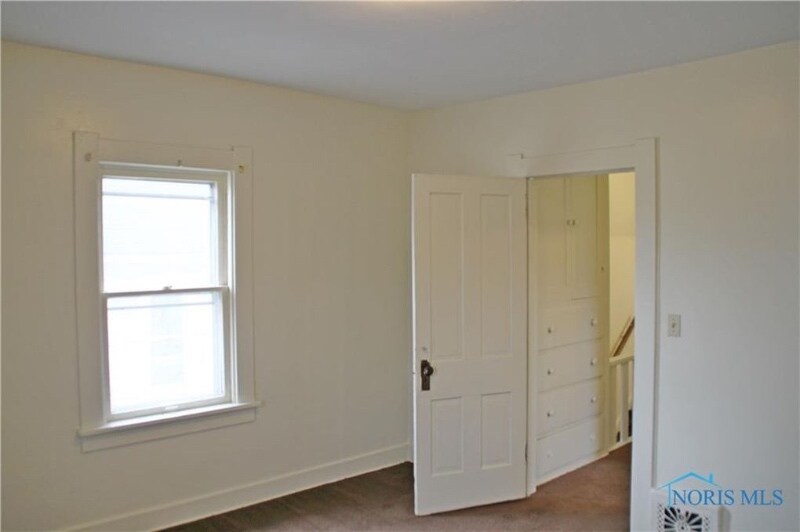 Building Photo - 343 N Grove St