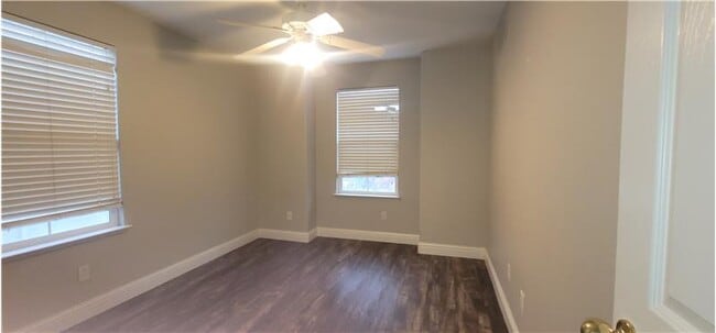 Building Photo - 2467 Berkshire Ln