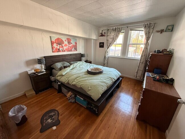 Building Photo - 69 Seaverns Ave