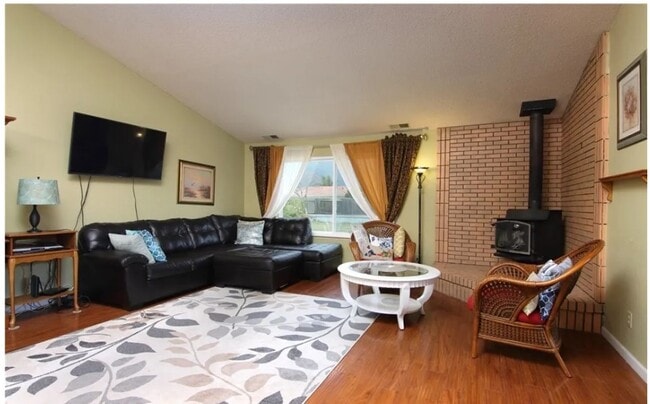 Building Photo - 922 Cossa Ct
