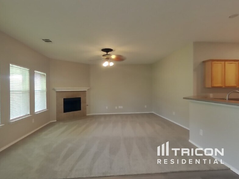 Building Photo - 2122 Preston Trail