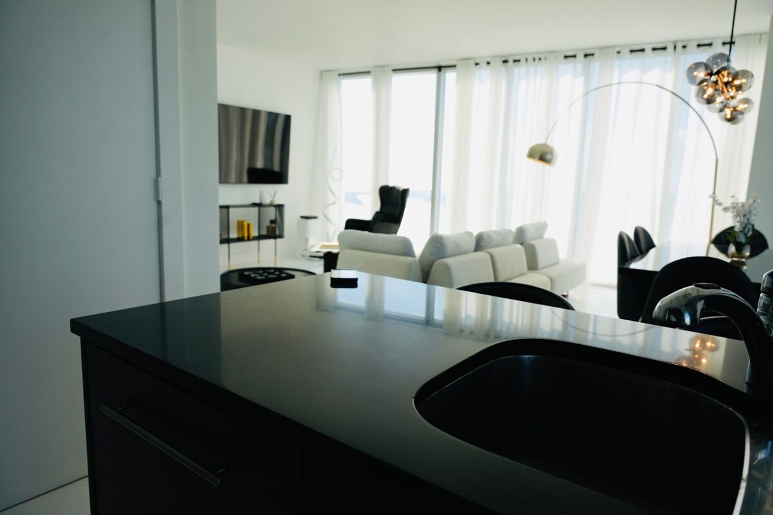 Building Photo - 631 Brickell Ave