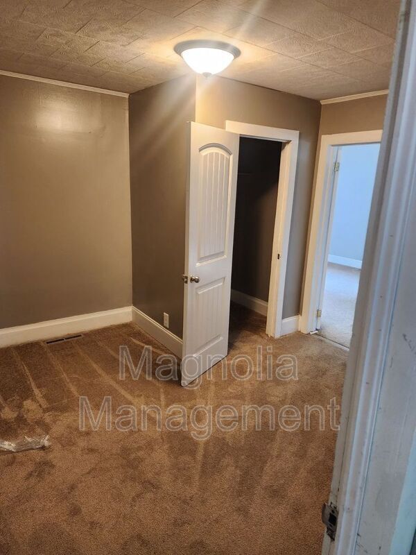 Building Photo - 2072 NC-39