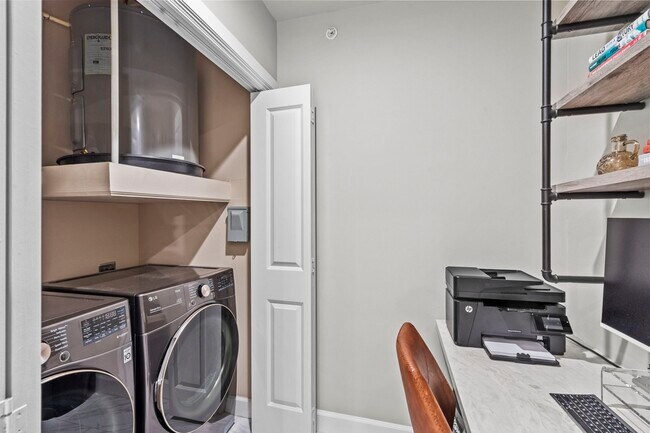 Building Photo - 1900 Genesee St