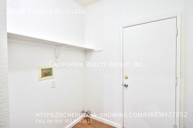 Building Photo - 33295 Ave Bicicleta