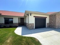 Building Photo - 1738 Bunker Loop