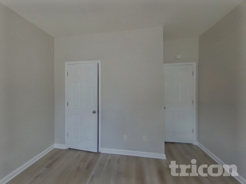 Building Photo - 7259 Madison Cir