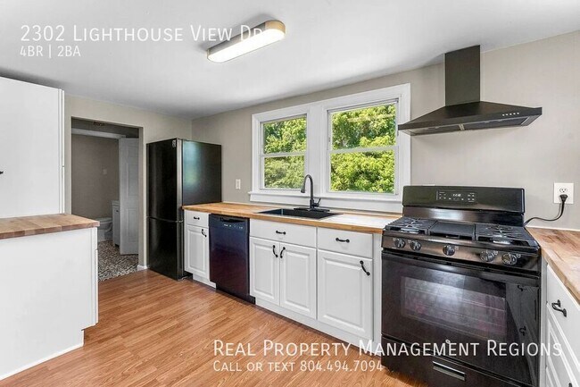 Building Photo - 2302 Lighthouse View Dr