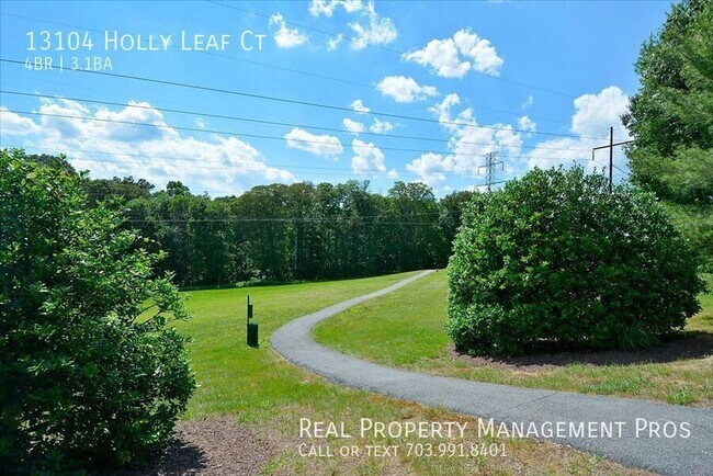 Building Photo - 13104 Holly Leaf Ct