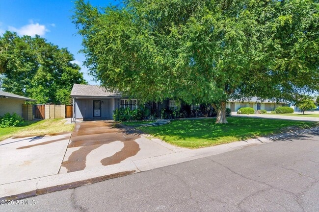 Building Photo - 7750 N 17th Dr