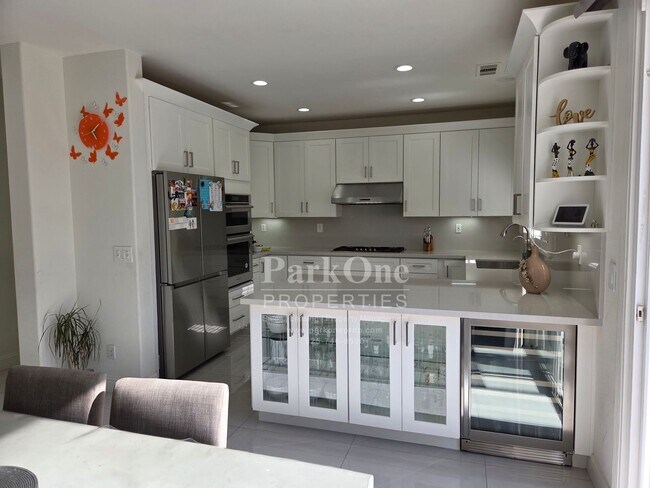 Building Photo - Modern Detached Home in Suburban Dublin Co...