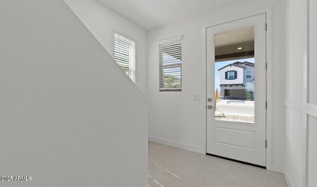 Building Photo - 8018 W Griswold Rd