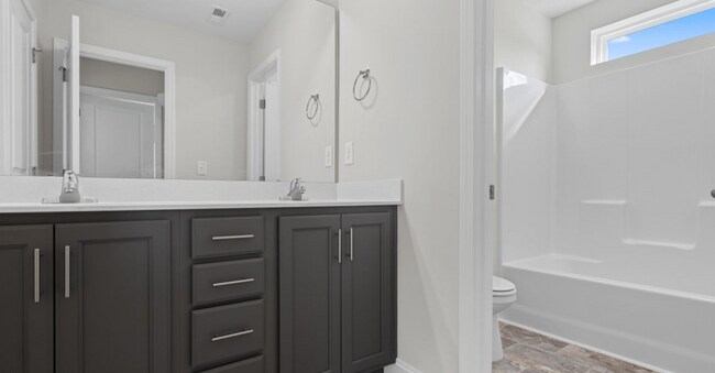 Building Photo - 405 Gooseneck Ln