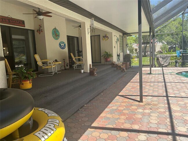 Building Photo - 9405 94th St N