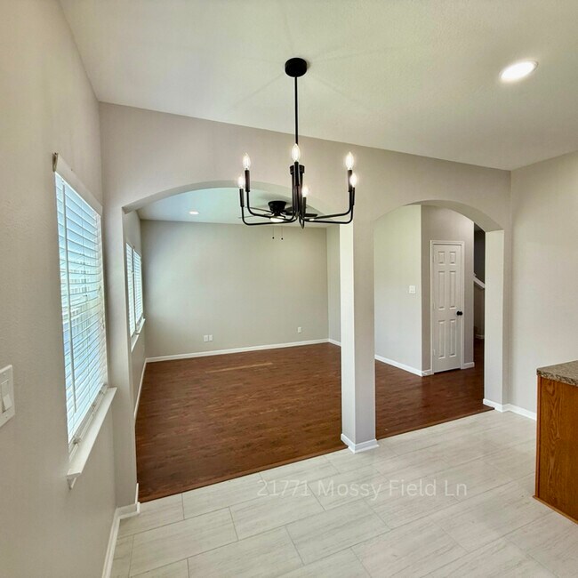 Building Photo - 21771 Mossy Field Ln