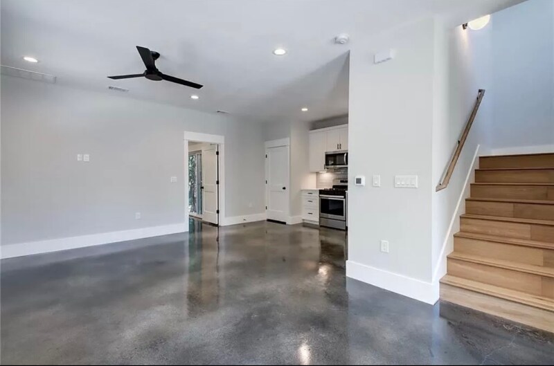 Building Photo - 902 Taulbee Ln