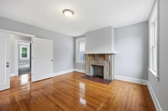 Building Photo - *1762 Williams Ave,  Recently Updated 4BR, 2BA House in Norwood*