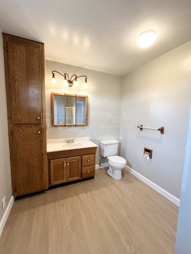 Building Photo - 11986 E Harvey Pettit Rd