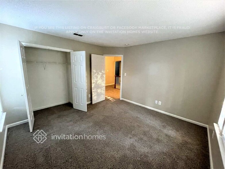 Building Photo - 6226 Skyline Dr