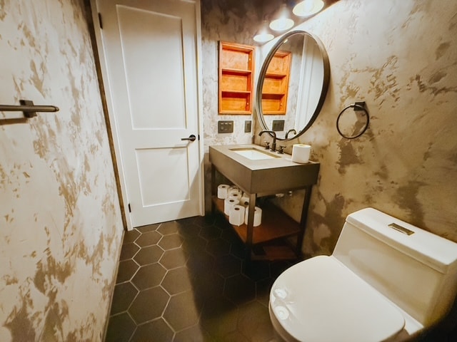 Building Photo - 911 N 163rd St