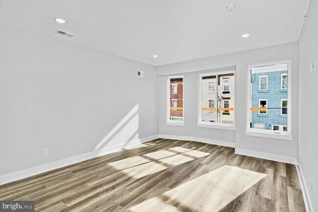 Building Photo - 2537 Cecil B. Moore Ave