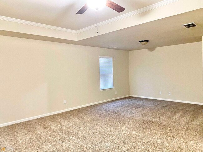 Building Photo - 5210 Black Bear Trail