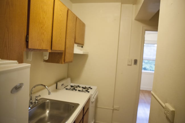 Building Photo - Frontenac Apartments